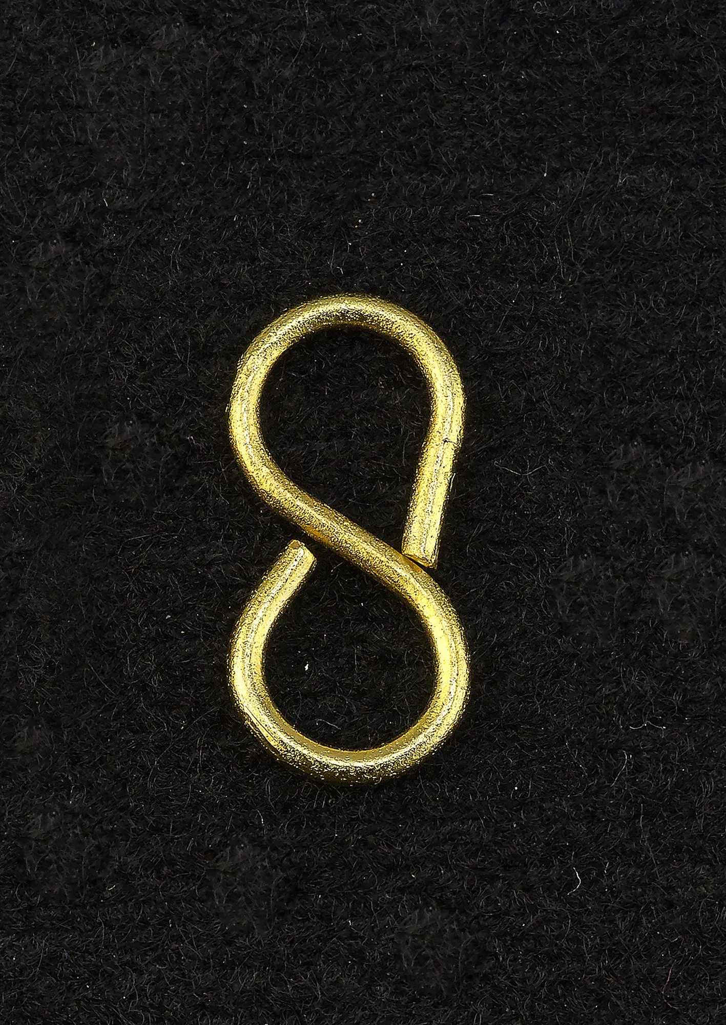 C90067  8 Shape Link 15mm Gold